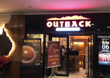 Saiba quais as empresas que disputam as operações do Outback no Brasil