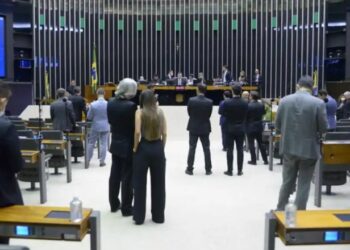 Comissão da Câmara aprova PL que institui medidas  permanentes de combate ao superendividamento