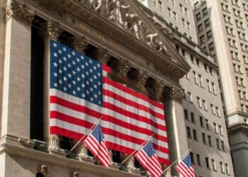 7 indícios de que uma recessão vai atingir o mercado de ações nos Estados Unidos