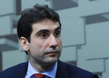 Galípolo participa de reuniões com Lula sobre pacote de corte de gastos e alerta para risco fiscal