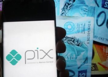 Pix movimenta R$ 27,3 trilhões em 2024 e celebra 4 anos com novas funcionalidades