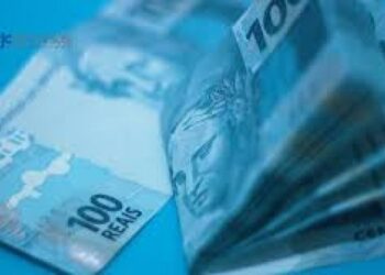 Brasil precisa de superávit de 2,4% para  conter alta da dívida pública, alerta IFI