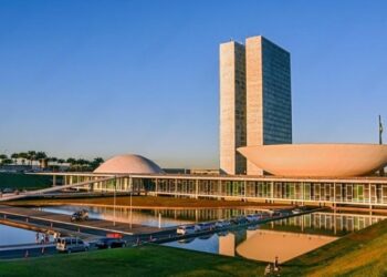 Senado aprova Reforma Tributária com alterações polêmicas e impacto nas alíquotas