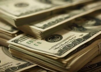 Banco Central anuncia novo leilão de dólares para esta segunda-feira