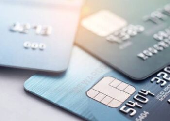 IOF para compras no exterior com cartão passa para 3,38%