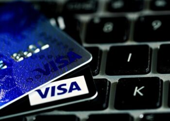 Compras pelas redes sociais serão a ‘trend’ de 2025, aposta Visa