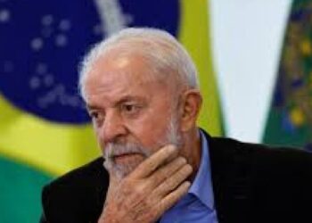 Popularidade de Lula despenca: reprovação dispara para 55% e aprovação segue em queda, revela Paraná Pesquisas