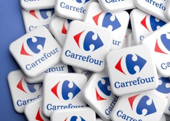 Selic a 15% limita expansão em 2025, afirma Carrefour