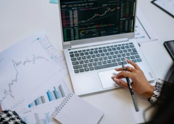 Selic a 14,25%: oportunidade ou risco?  Como proteger e potencializar seus investimentos