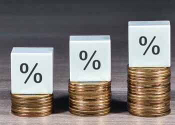 Taxa de juros do crédito sobe em janeiro, aponta Banco Central