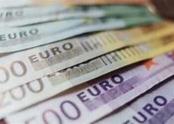 BCE faz novo corte de juros em meio à incerteza global