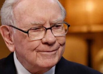 Warren Buffett vê fortuna crescer em 2025 enquanto outros bilionários amargam perdas