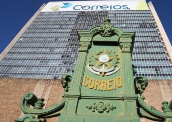 Banco chefiado por Dilma avalia financiamento de R$ 3,8 bilhões para os Correios