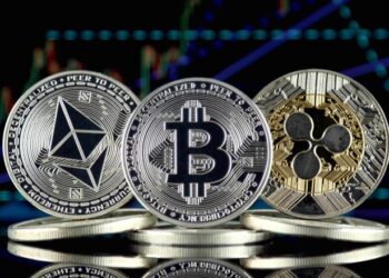 Empresa da família Trump planeja levantar US$ 3 bilhões para investir em bitcoin