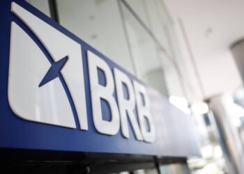 Justiça barra assinatura de contrato entre BRB e Banco Master em decisão provisória