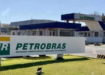 Petrobras anuncia emissão de debêntures de R$ 3 bilhões para projetos estratégicos