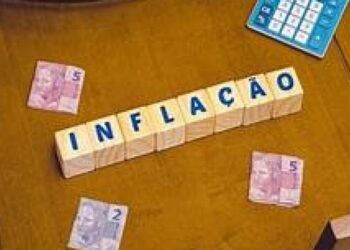 XP alerta para cenário tenso no Brasil: desaceleração, inflação resistente e dólar volátil