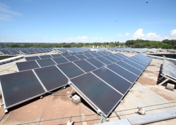 BB firma acordo de US$ 700 milhões para financiar energia limpa em MPMEs