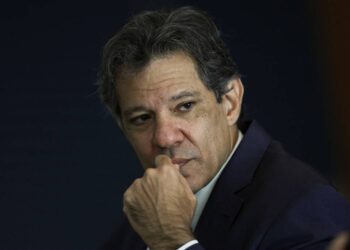 União Brasil e PP ameaçam barrar pacote de Haddad e exigem corte de gastos
