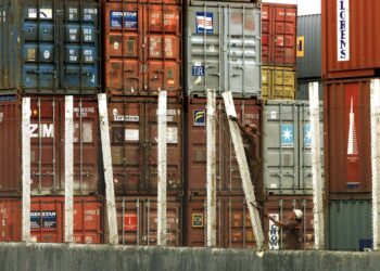 Exportações de cinco setores brasileiros são sufocadas por tarifaço dos EUA