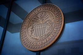 EUA: ata do Fed revela baixo apoio a corte de juros em julho