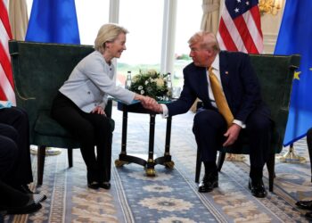 EUA e União Europeia fecham acordo e reduzem tarifas