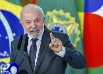 Lula impõe controle do governo sobre venda de minerais críticos no Brasil