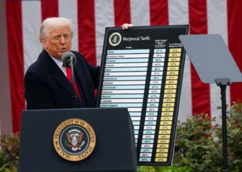 Analistas veem cenário de tensão e perdas para ativos brasileiros após tarifas de Trump