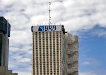 Consultoria aponta falhas em proposta do BRB para compra de fatia do Banco Master