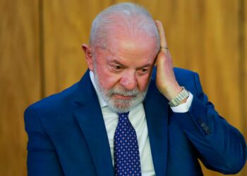 Gastos fora da meta fiscal no governo Lula superam R$ 387 bi