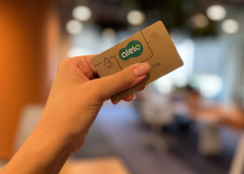 Alelo libera suporte ao Apple Pay para cartões de benefícios