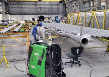 Impacto do tarifaço de Trump ao Brasil é menor que o previsto, mas já causa demissões e perdas setoriais