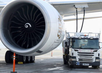 Petrobras inicia distribuição de combustível sustentável de aviação e expande produção