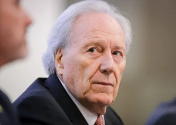 Banco Master pagou R$ 250 mil mensais a escritório ligado a Lewandowski