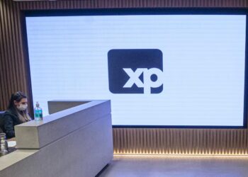 Juízas questionam legitimidade de entidade em ações contra XP e Carrefour