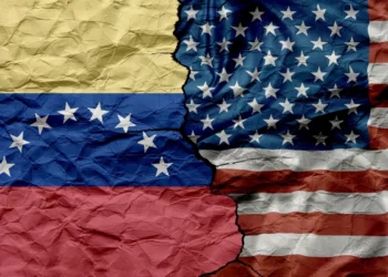 Mercado de petróleo reage a sinais sobre oferta venezuelana e preços