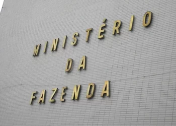 Governo aponta PIB de 2,3% em 2026 e inflação acima do centro da meta