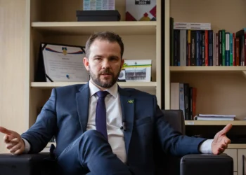 Dario Durigan vai assumir o Ministério da Fazenda