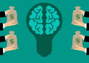 Simulação de investimento em crowdfunding imobiliário: cenários com 500€, 5.000€ e 20.000€ (guia 2026)