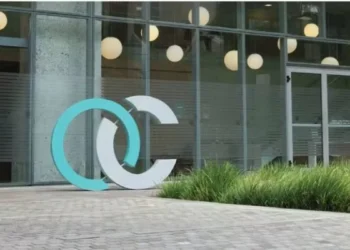 Oncoclínicas registra prejuízo de R$ 3,6 bi em 2025 e auditoria levanta dúvida sobre continuidade da empresa