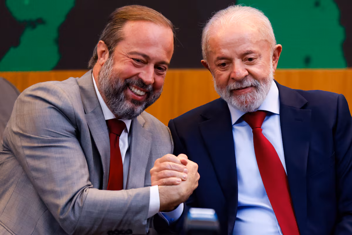 Leilão bilionário de energia do governo Lula vira alvo de disputa política