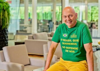 Luciano Hang diz que fim da escala 6×1 pode empurrar empresas para o Paraguai