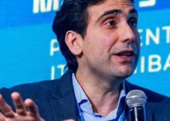 BC prepara medidas para conter riscos do crédito às famílias