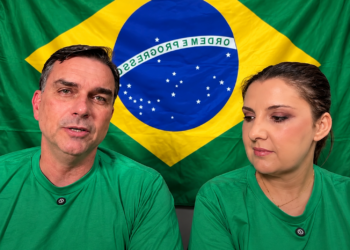 Flávio Bolsonaro promete acabar com split payment se for eleito