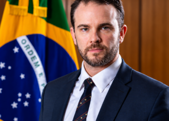 Governo mantém previsão de superávit para 2027 apesar de novas despesas