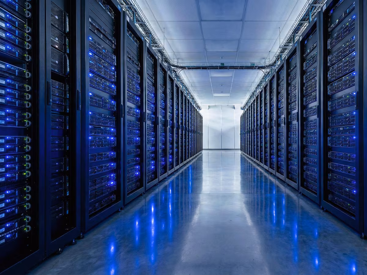 XP vê oportunidades e riscos para fundos imobiliários em data centers